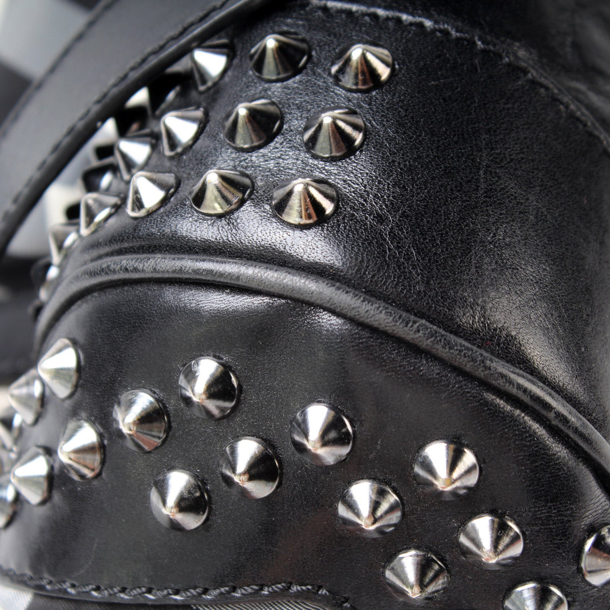 Studded Beat Edenham