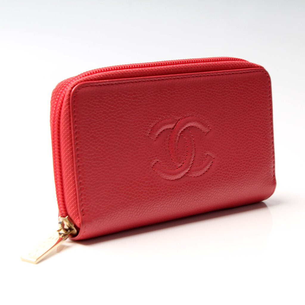 Timeless Caviar Zippy Small Wallet 17M