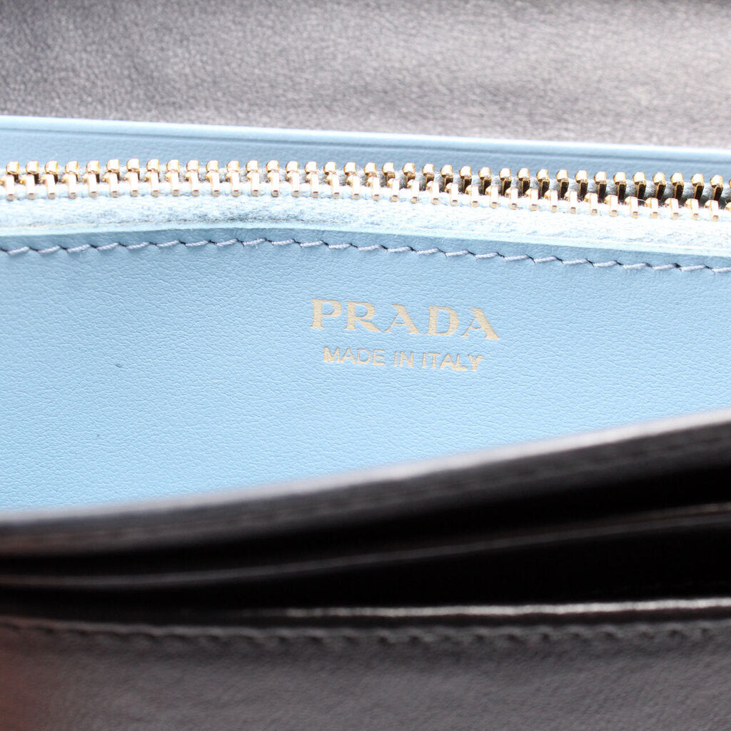 City Calf Chain Wallet 1MH132
