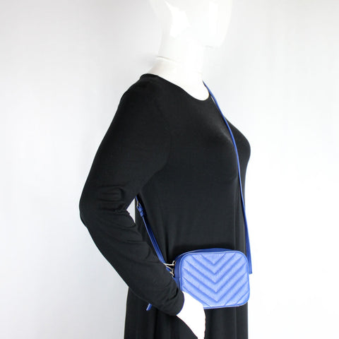 395796 Chevron Mini Shoulder