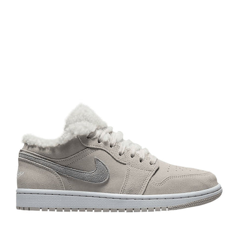NIKE AIR JORDAN1 LOW WMNS SHERPA FLEECE (NEW) - -