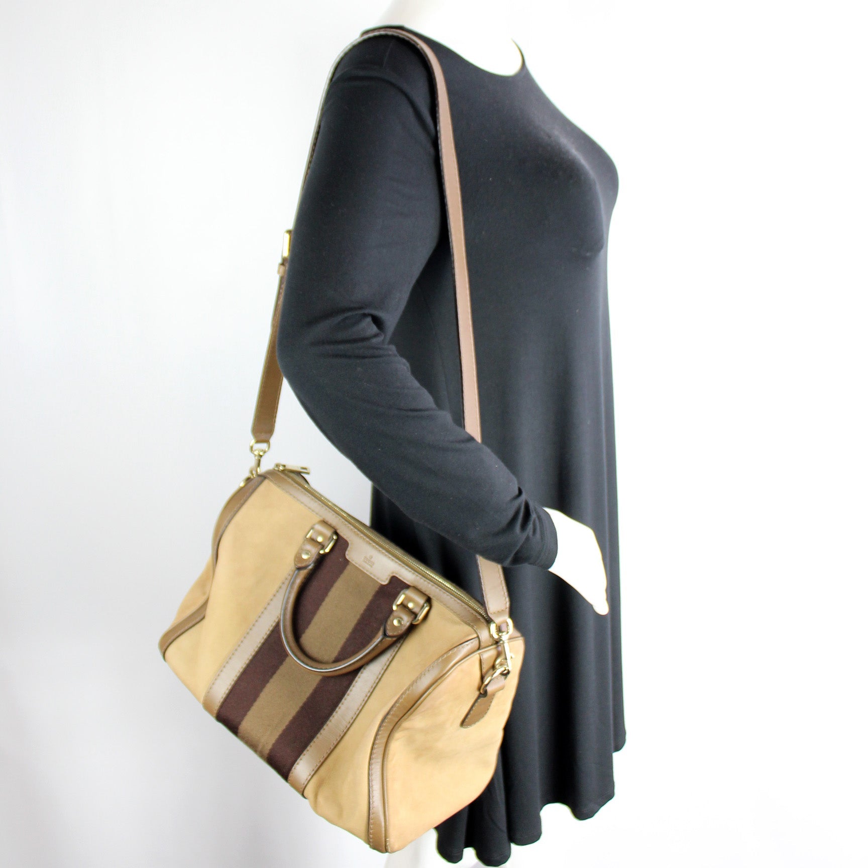 247205 Boston Bag lbcase
