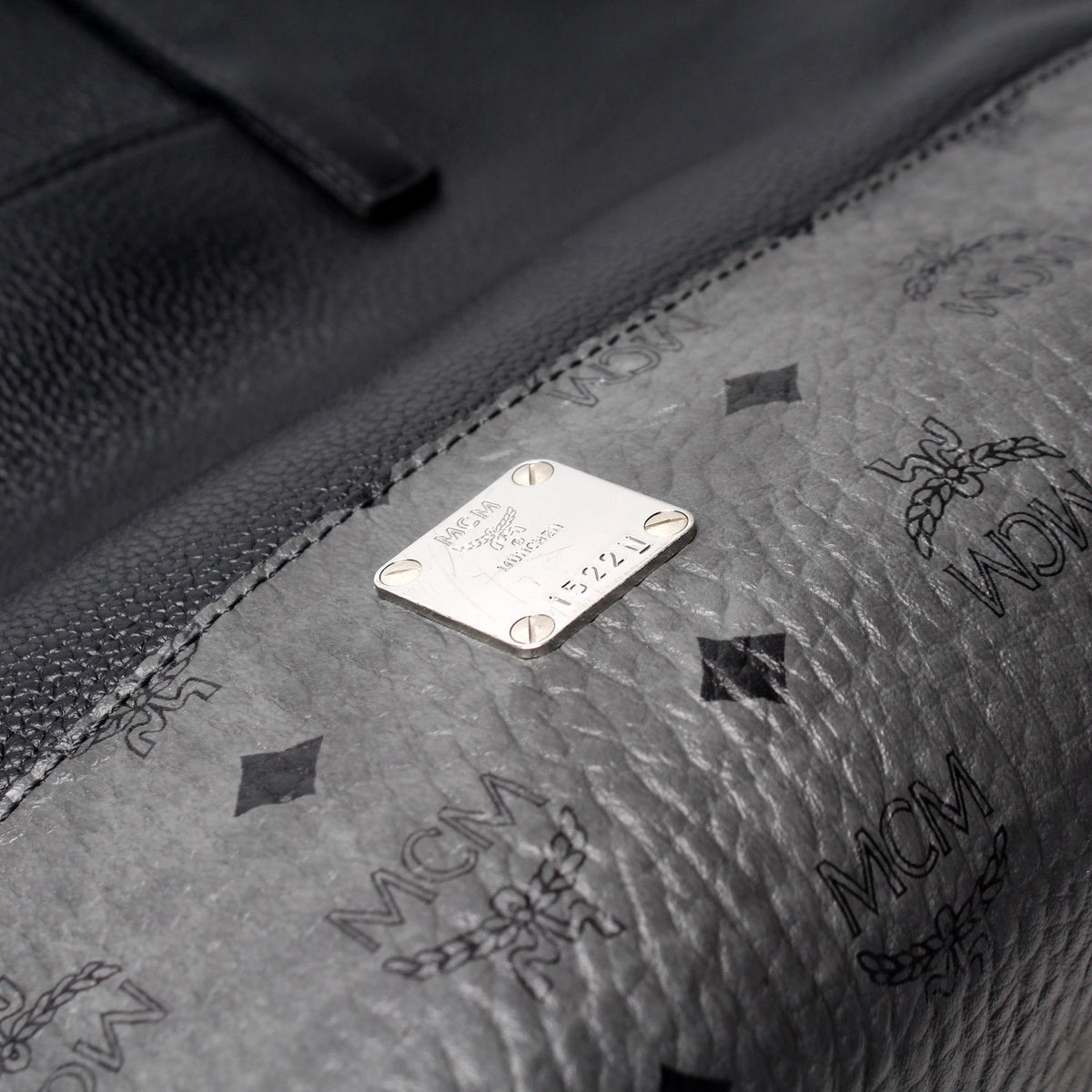Wilder Shopper Tote Leather/Visetos