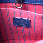 Montaigne BB Empreinte