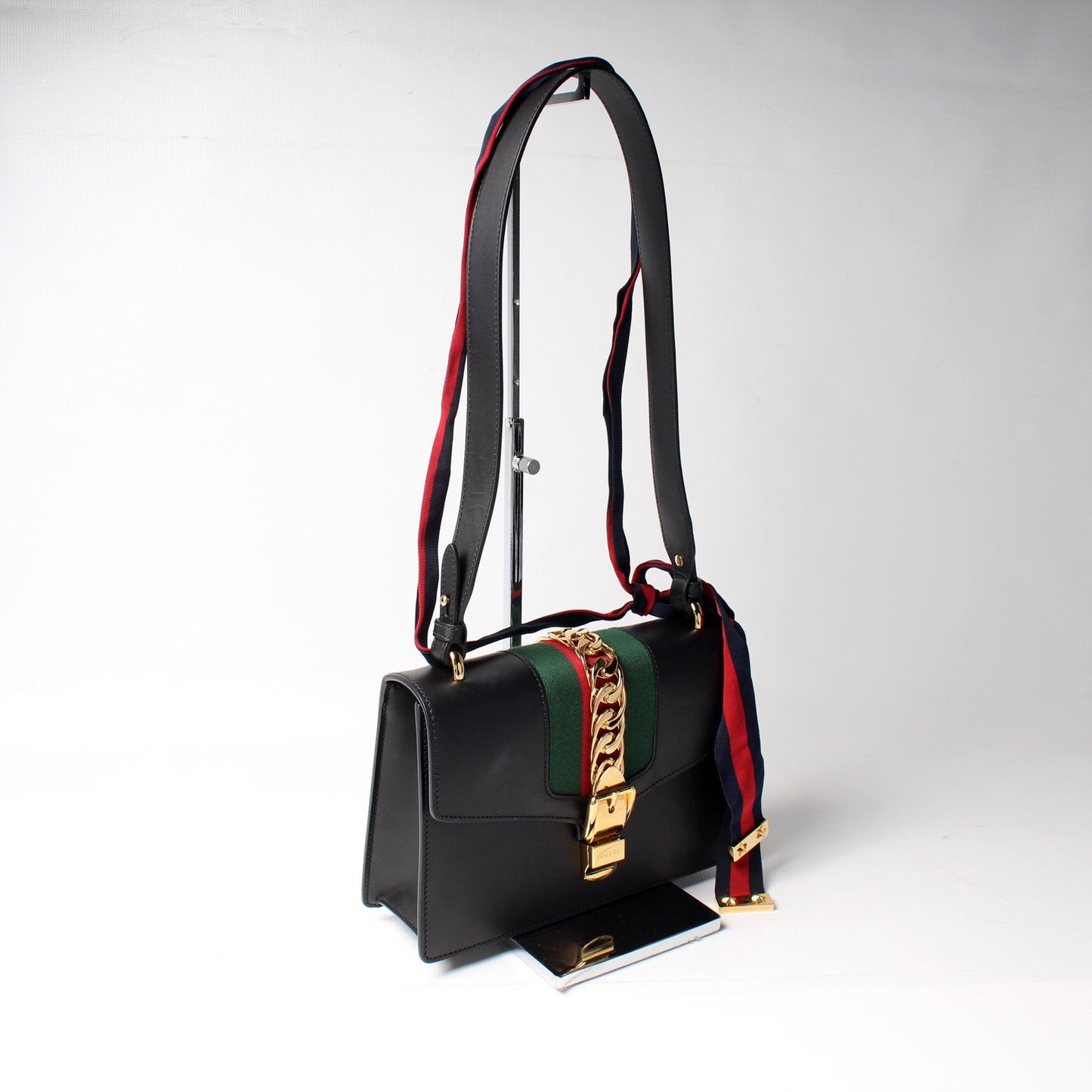 421882 Sylvie Shoulder Small lbcase