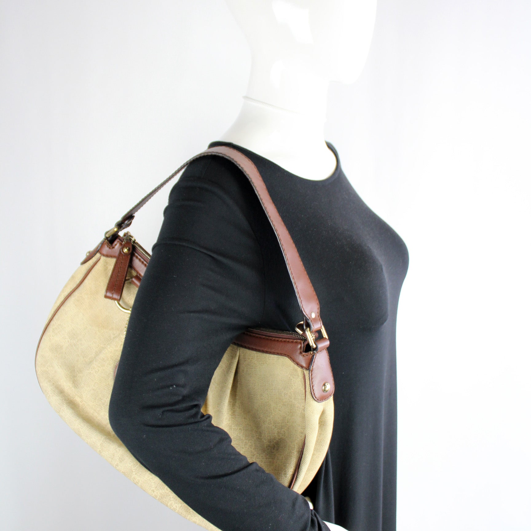 232955 Sukey Canvas Hobo Medium lbcase