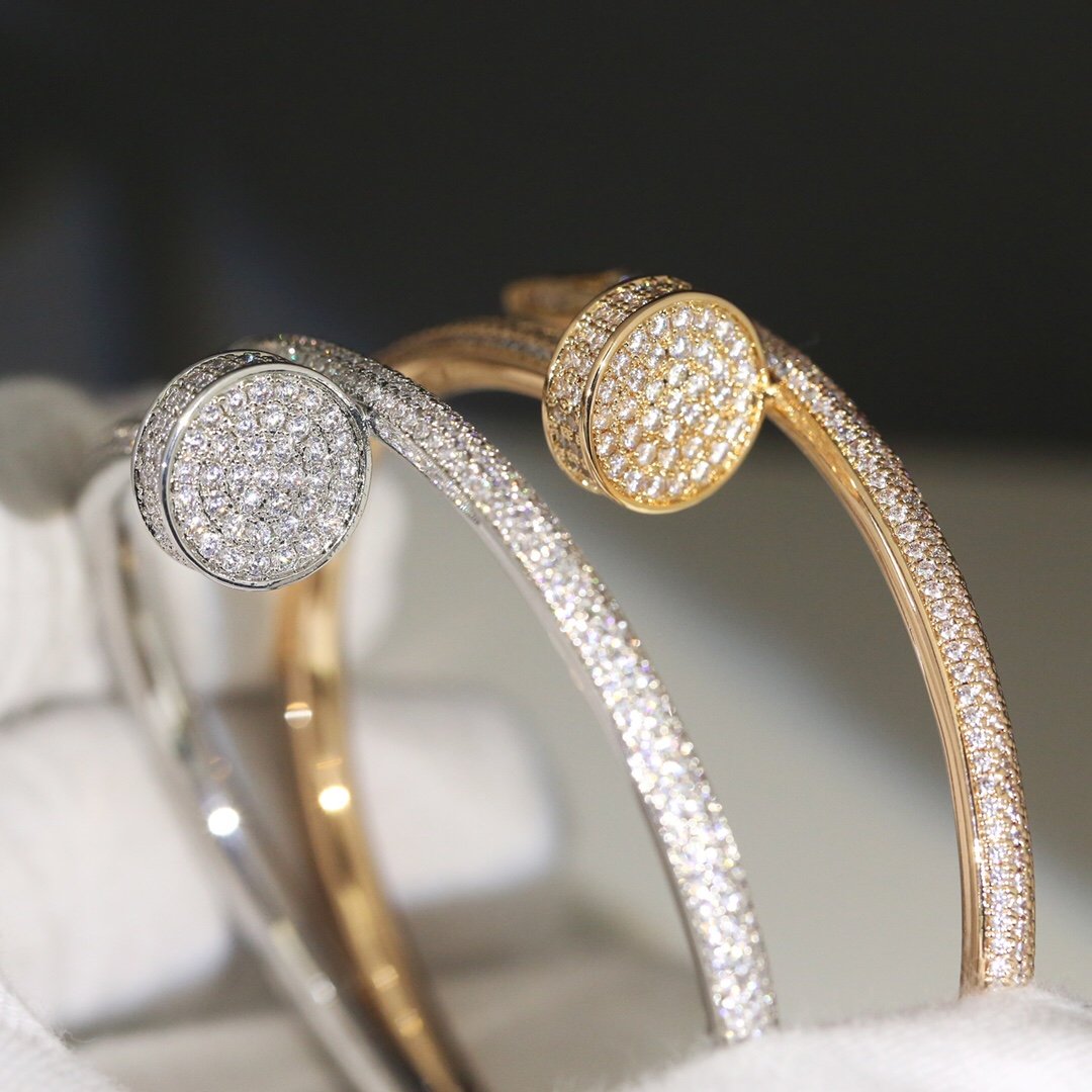 Round Brilliant Diamond Bracelet lbcase