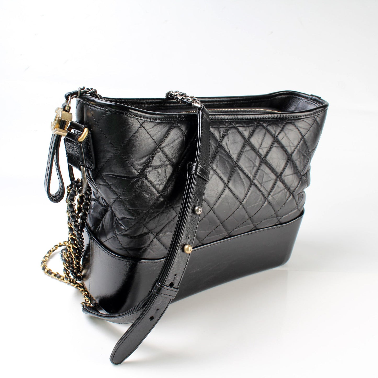 Gabrielle Hobo Medium 25M