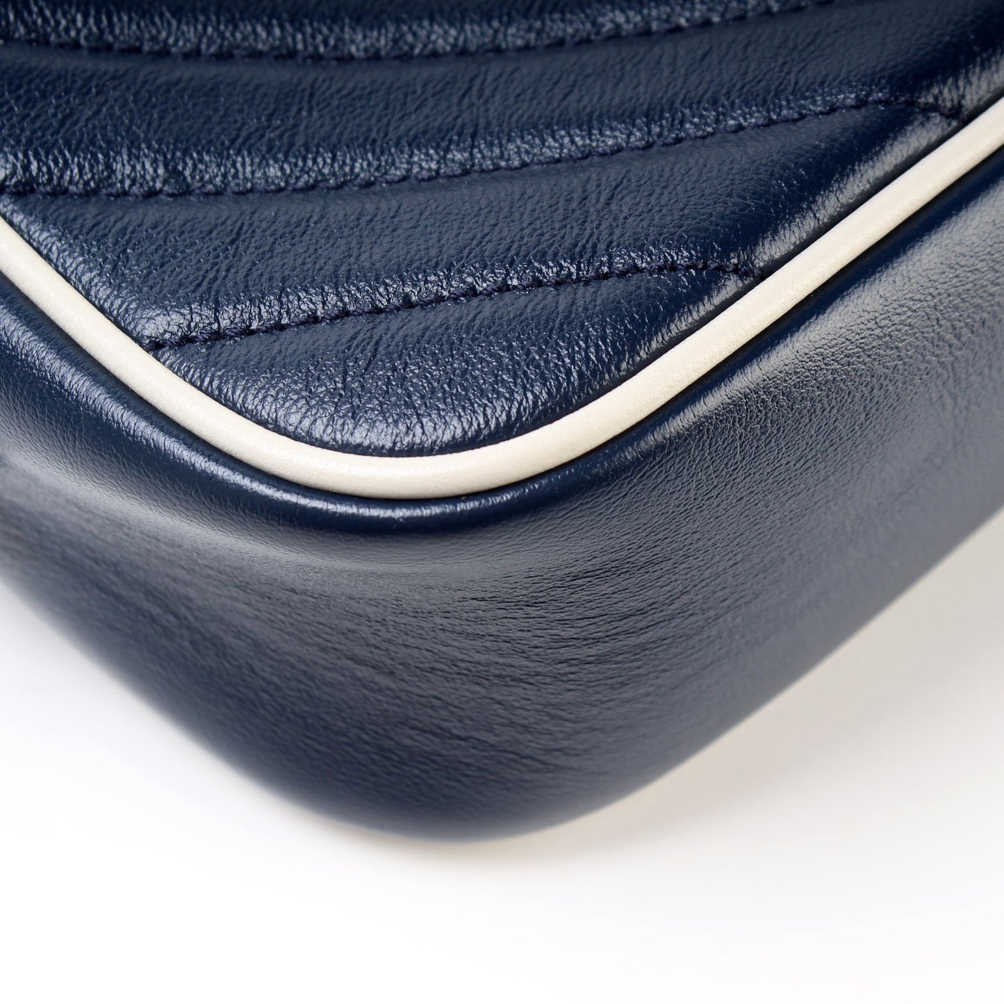 447632 Marmont Torchon Small Leather Camera Bag lbcase