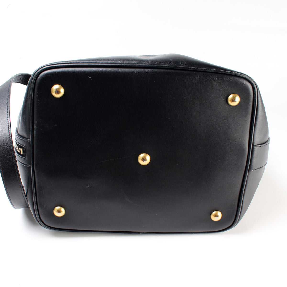 Emanuelle Leather Bucket 340329