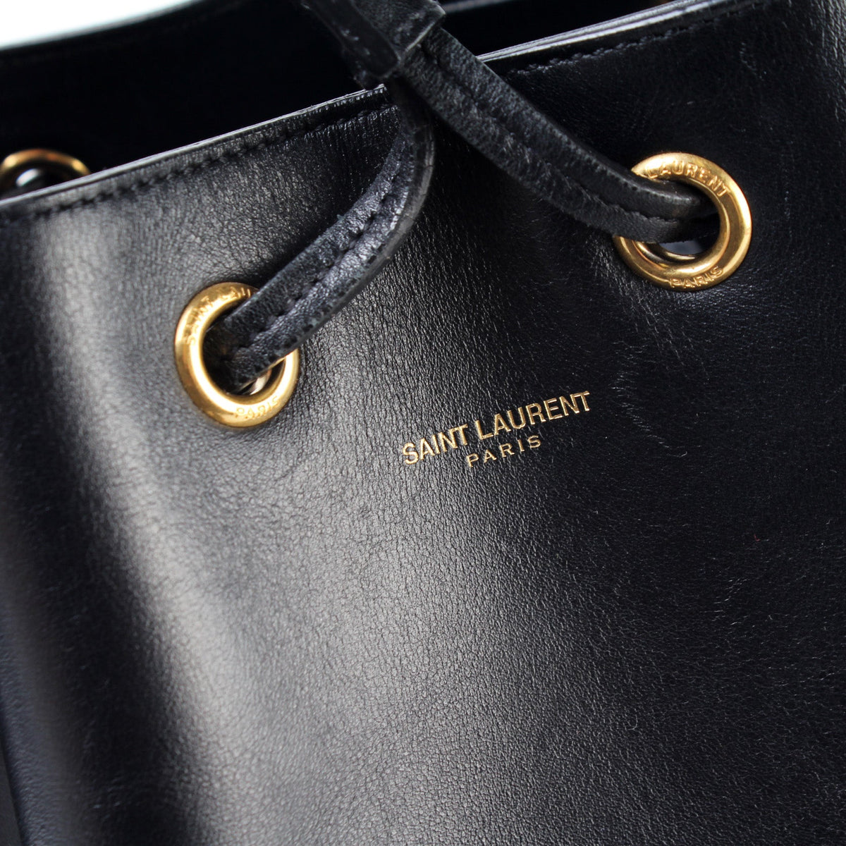 Emanuelle Leather Bucket 340329