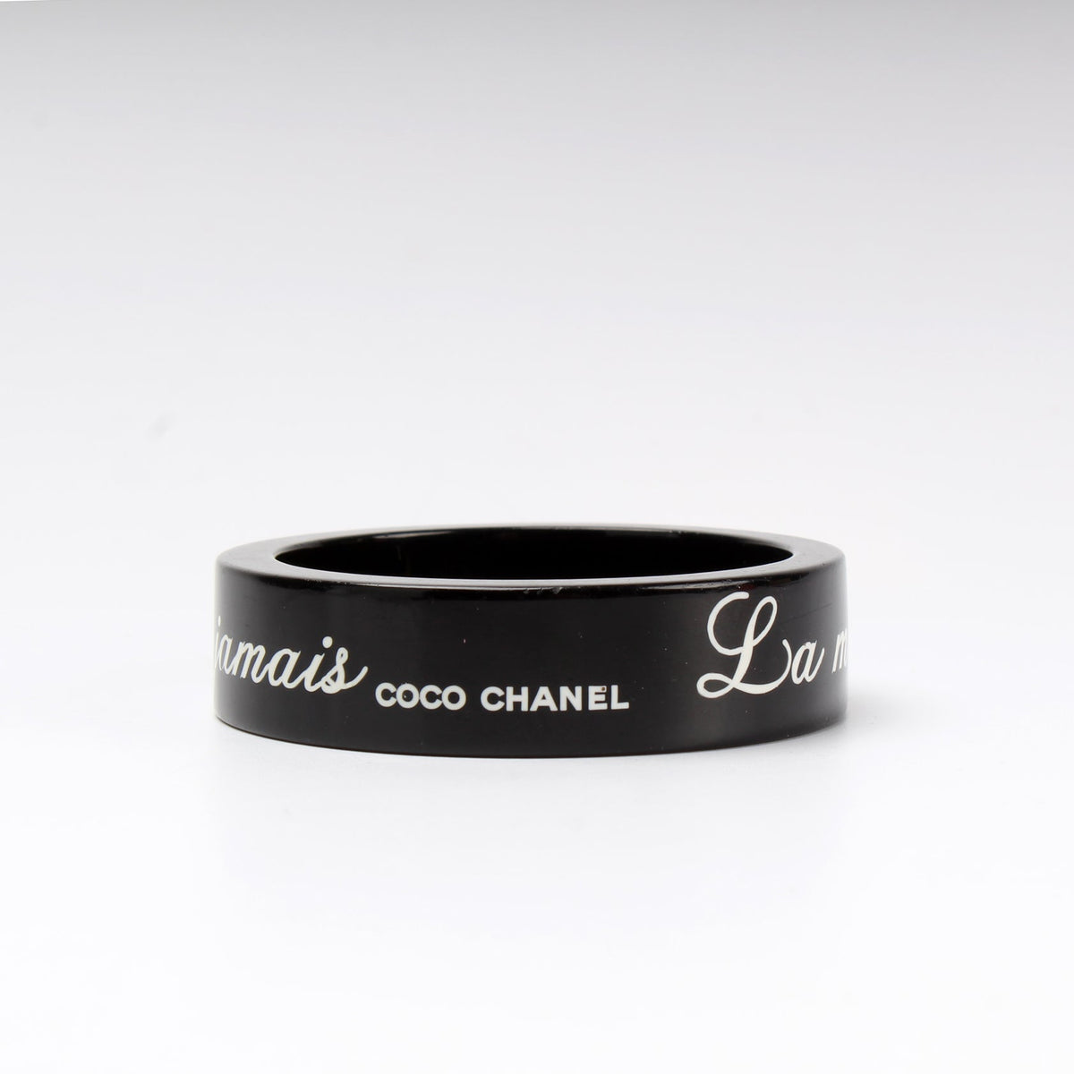 Resin Logo La Mode Se Demode Bracelet Wide