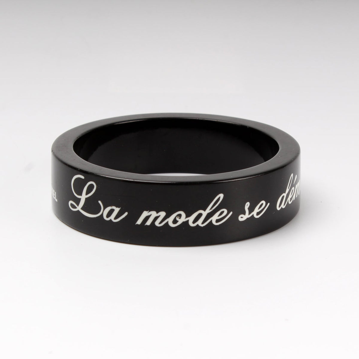Resin Logo La Mode Se Demode Bracelet Wide
