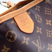 Delightful MM Monogram