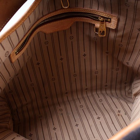 Delightful MM Monogram