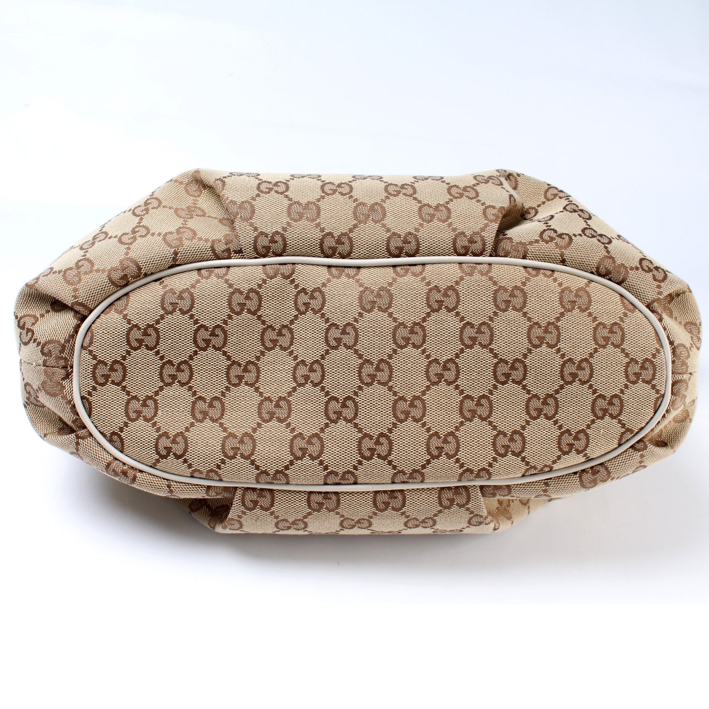 388930 GG Canvas Shoulder Bag lbcase