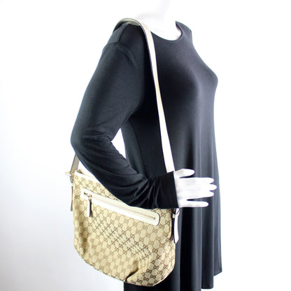 388930 GG Canvas Shoulder Bag lbcase