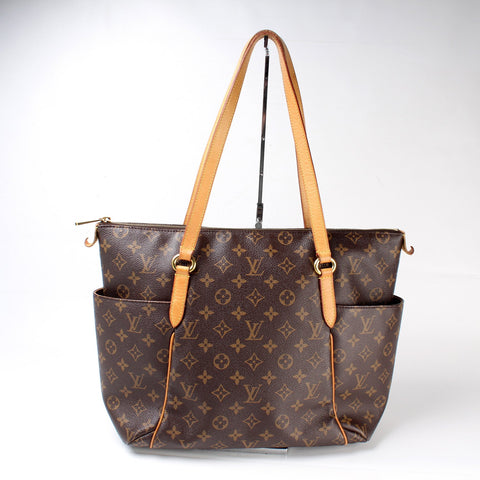Totally MM Monogram