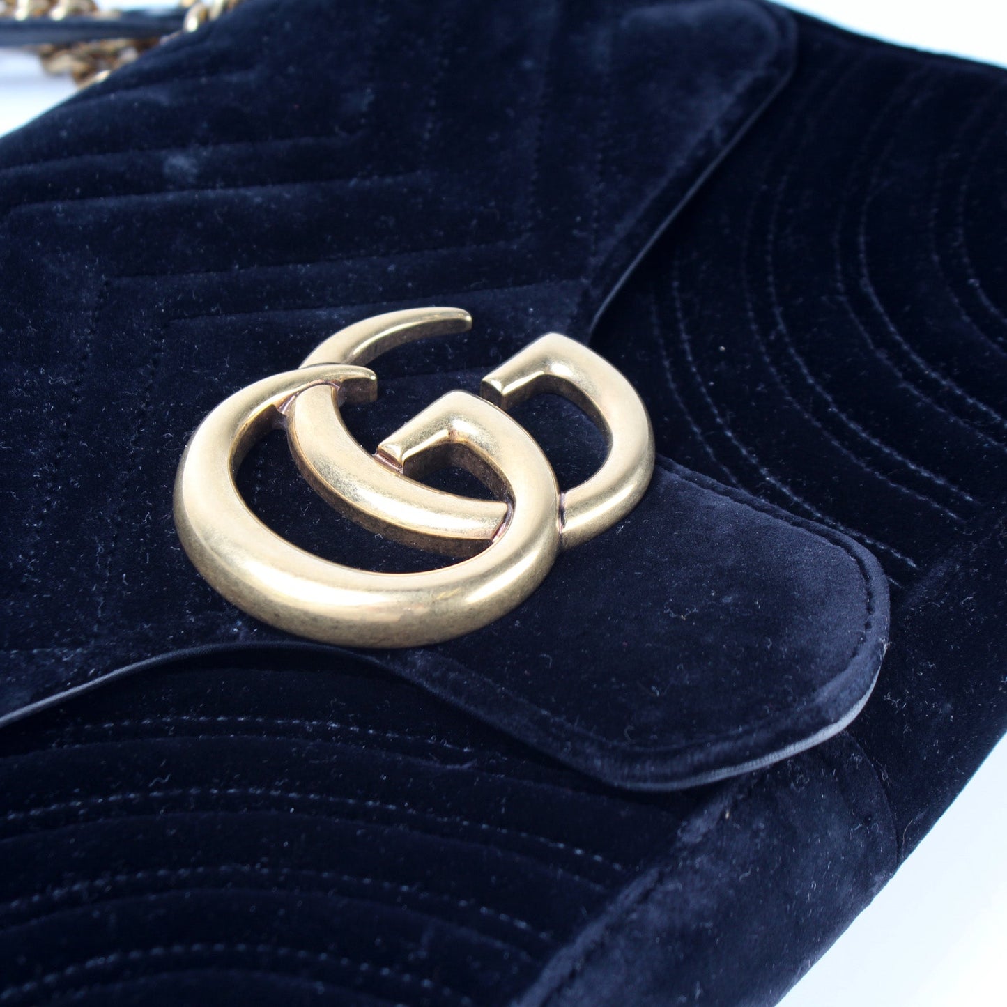 443496 Marmont Velvet Shoulder Medium lbcase