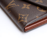Sarah Wallet Monogram