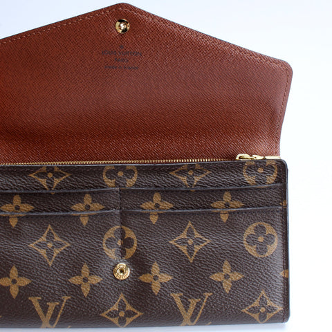 Sarah Wallet Monogram