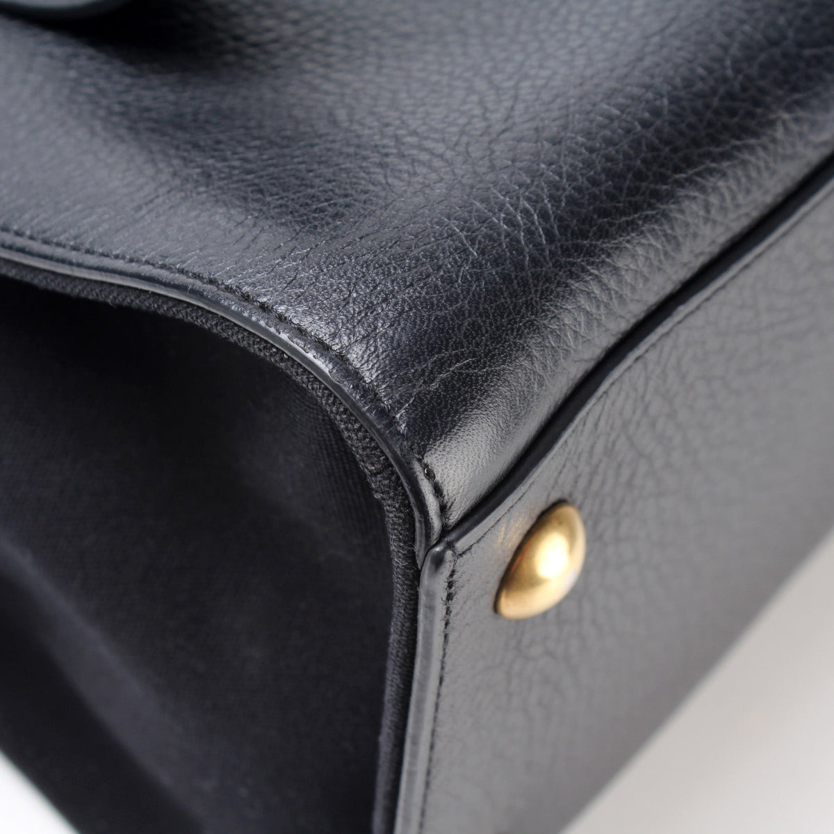 Muse Two Medium