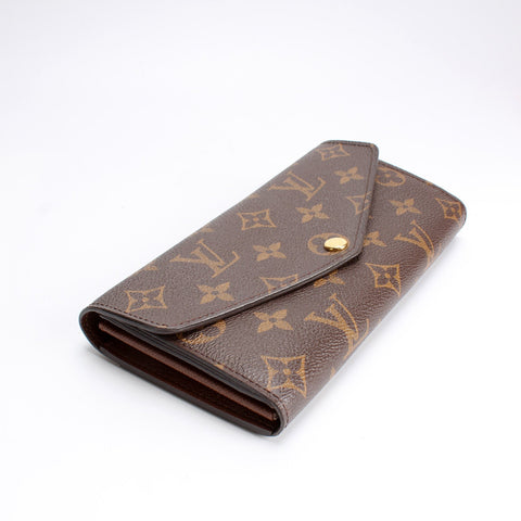 Sarah Wallet Monogram Newer