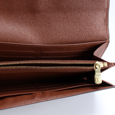Sarah Wallet Monogram Newer