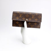 Sarah Wallet Monogram