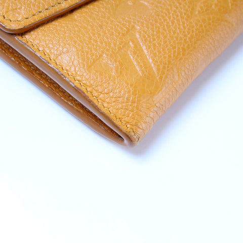 Sarah Wallet Empreinte Older