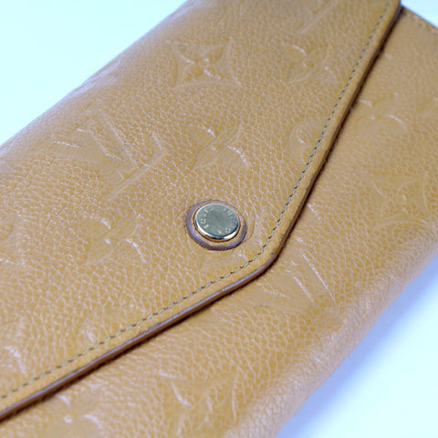 Sarah Wallet Empreinte Older