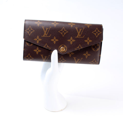 Sarah Wallet Monogram Newer