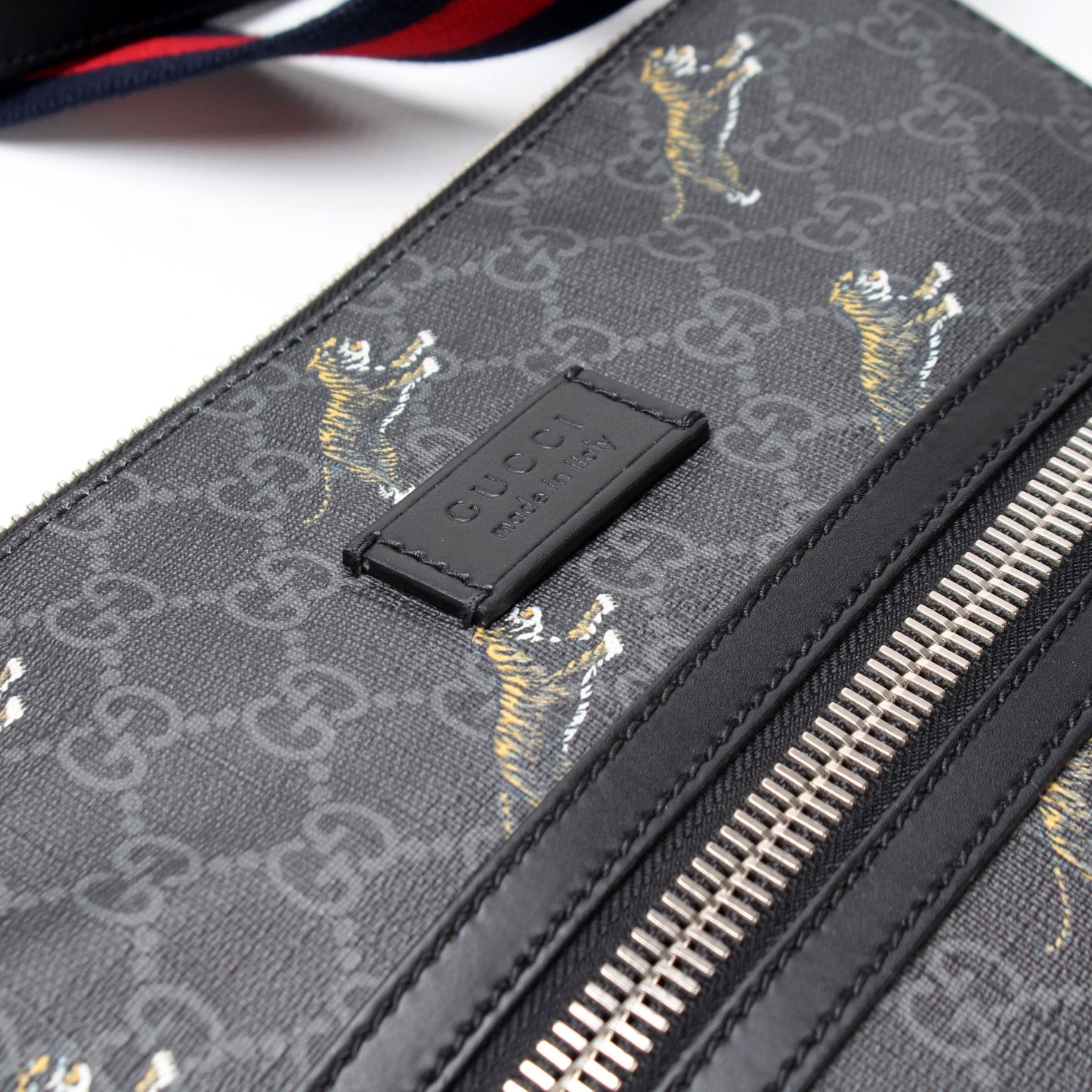 474137 GG Supreme Messenger lbcase