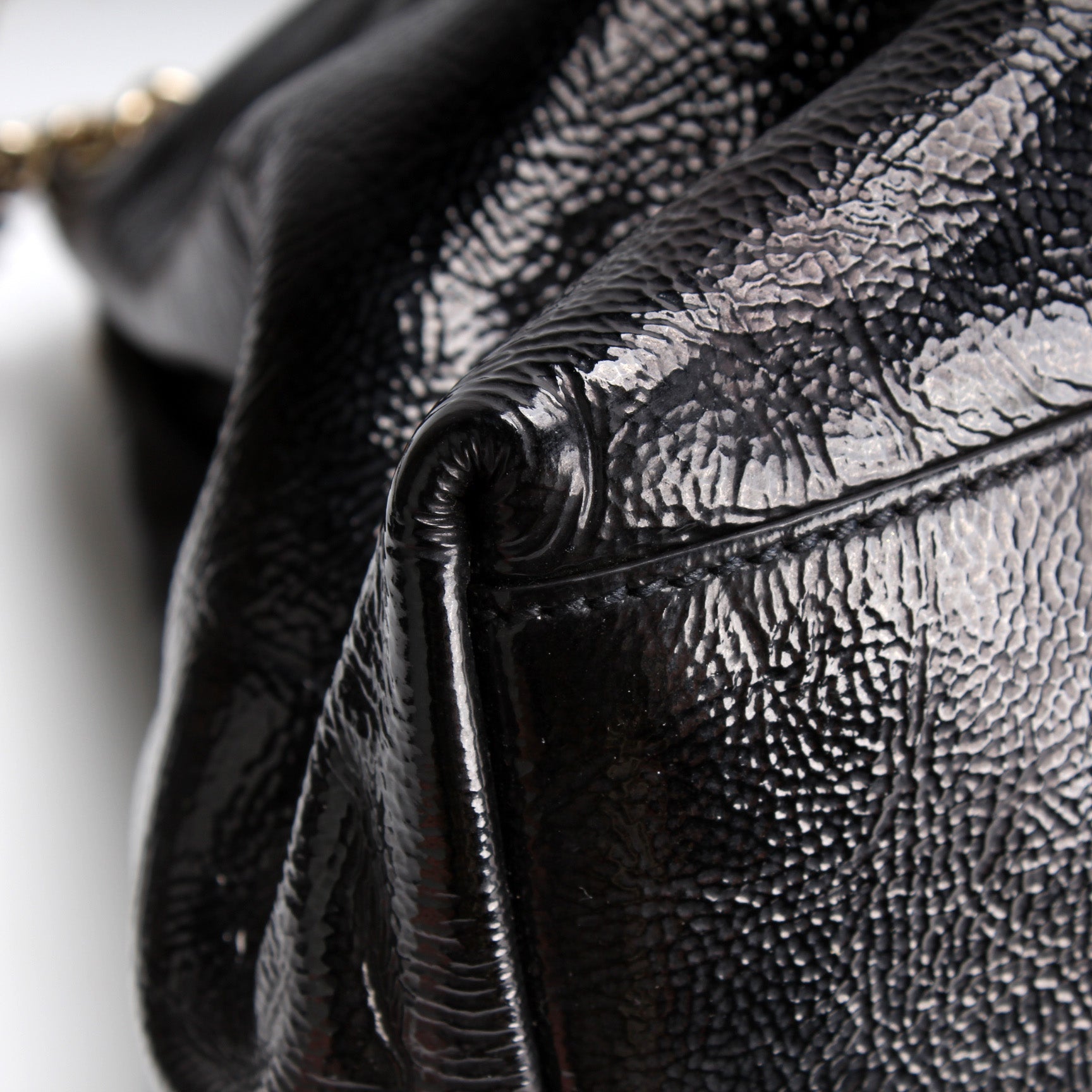 308982 Soho Leather Shoulder Medium lbcase