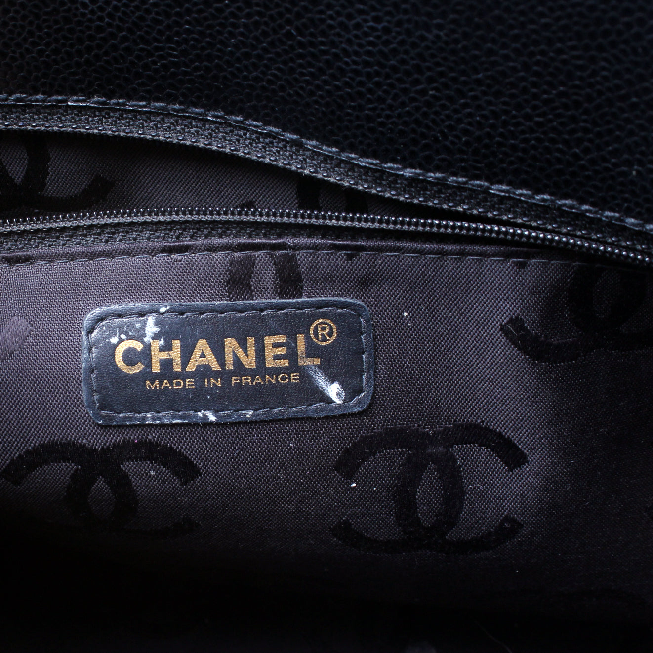 Chocolate Bar Shoulder Bag Caviar