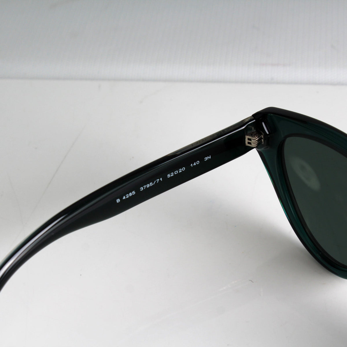 B4285 Cat Eye Sunglasses