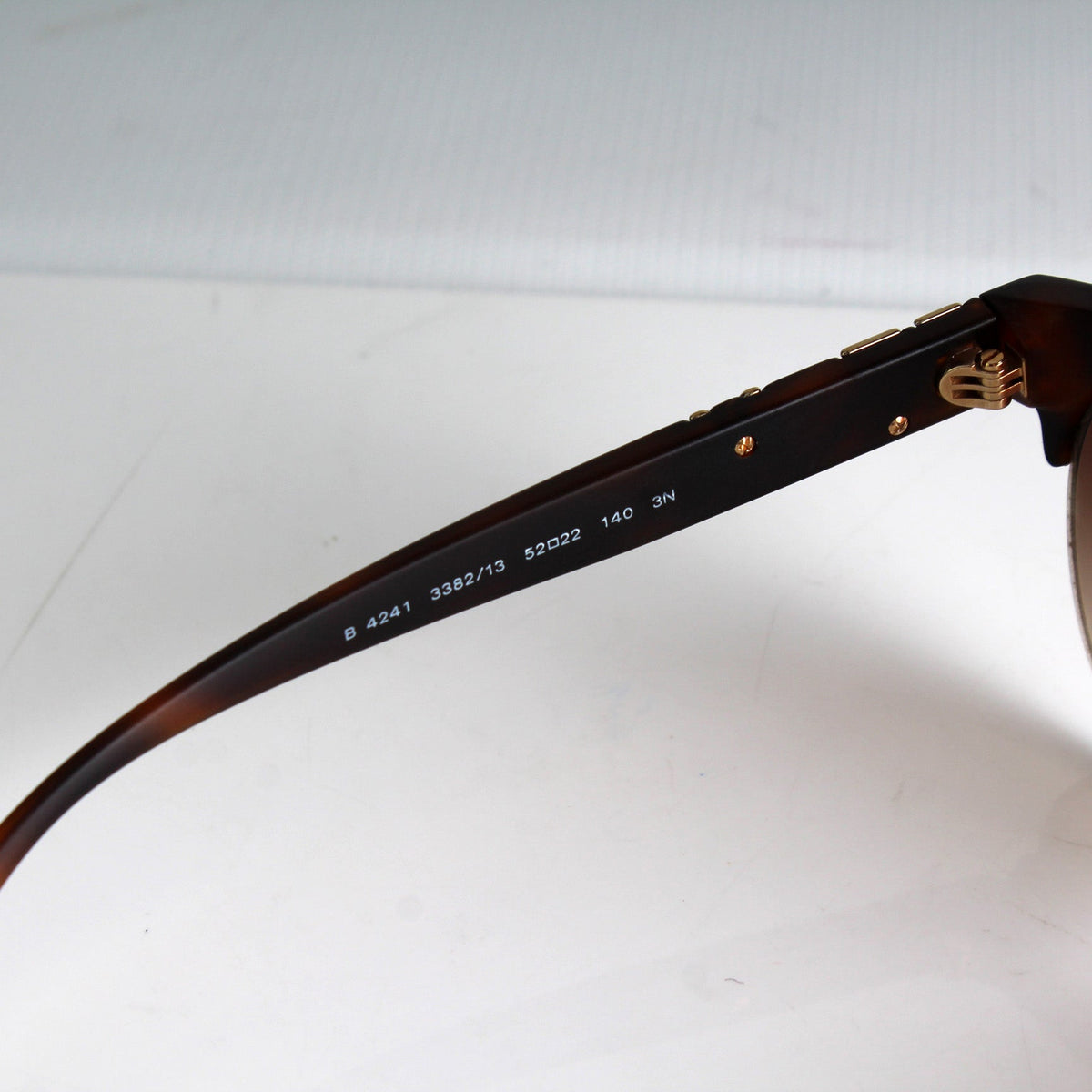 B4241 Round Sunglasses