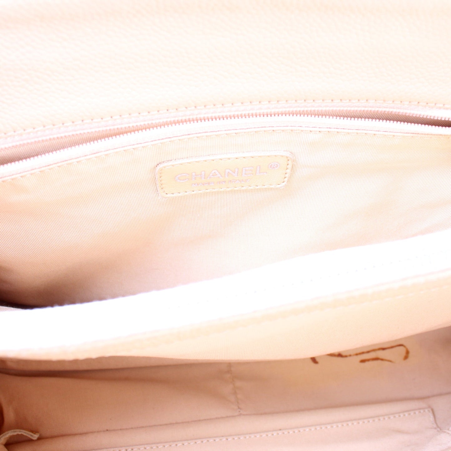 Grand Shopping Tote Caviar