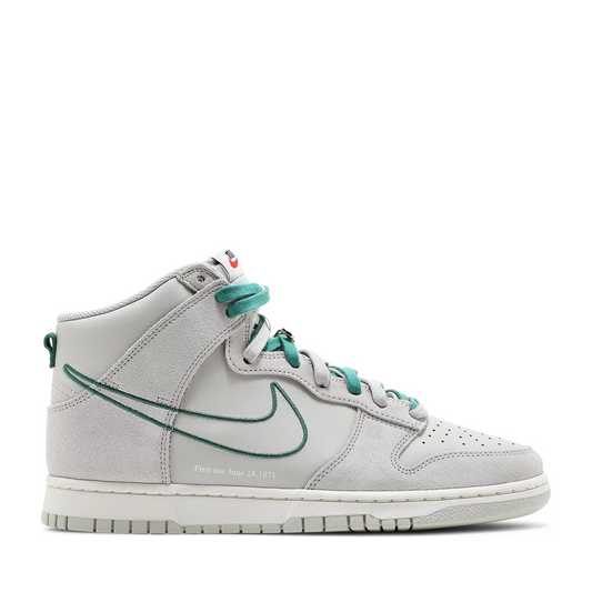 NIKE DUNK HIGH SE FIRST USE LIGHT BONE GREEN NOISE (NEW) (NEW)