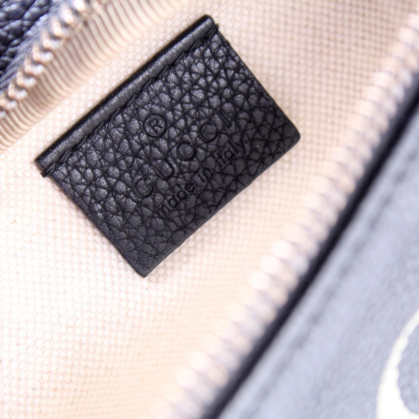 527792 Retro Belt Bag lbcase
