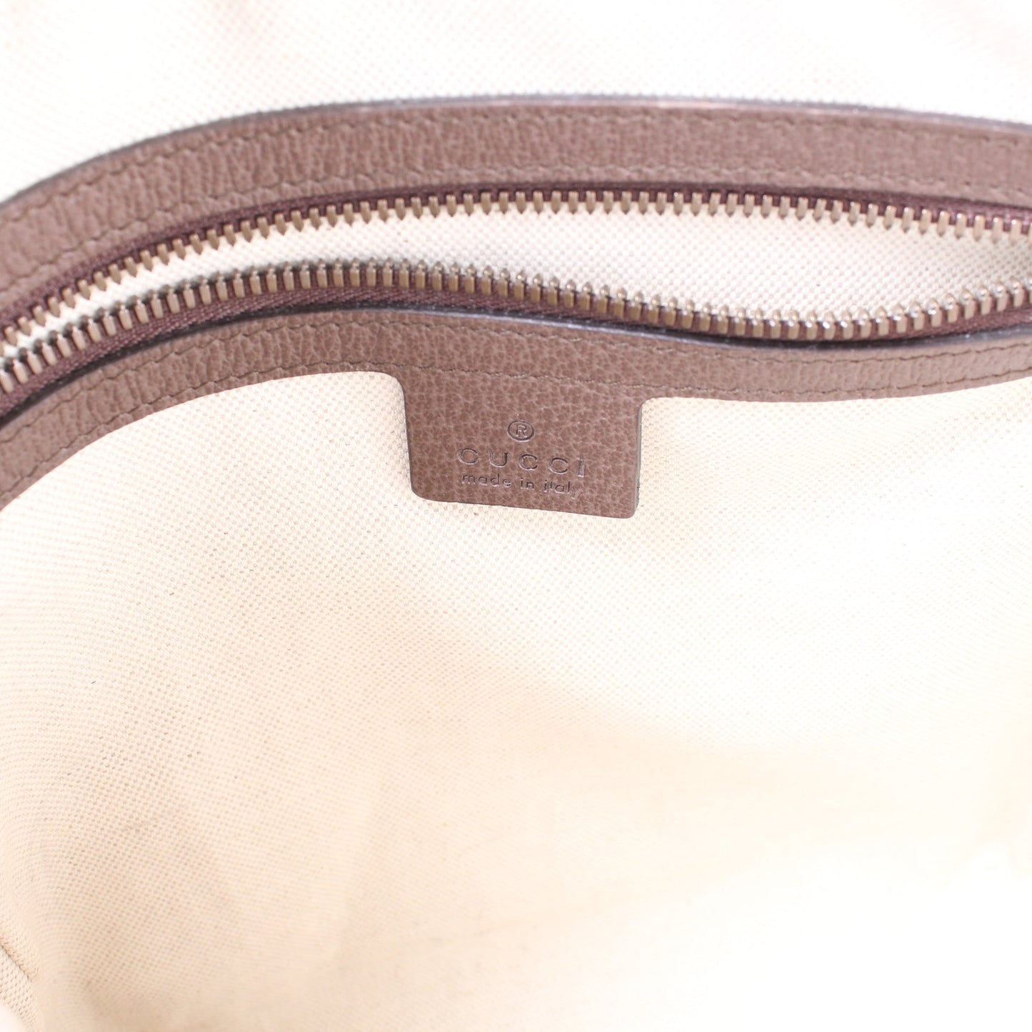 547926 Ophidia Messenger lbcase