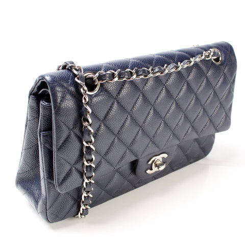 Classic Flap Medium Caviar 19M