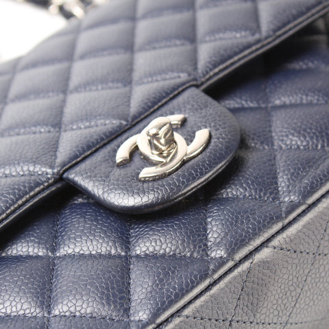 Classic Flap Medium Caviar 19M