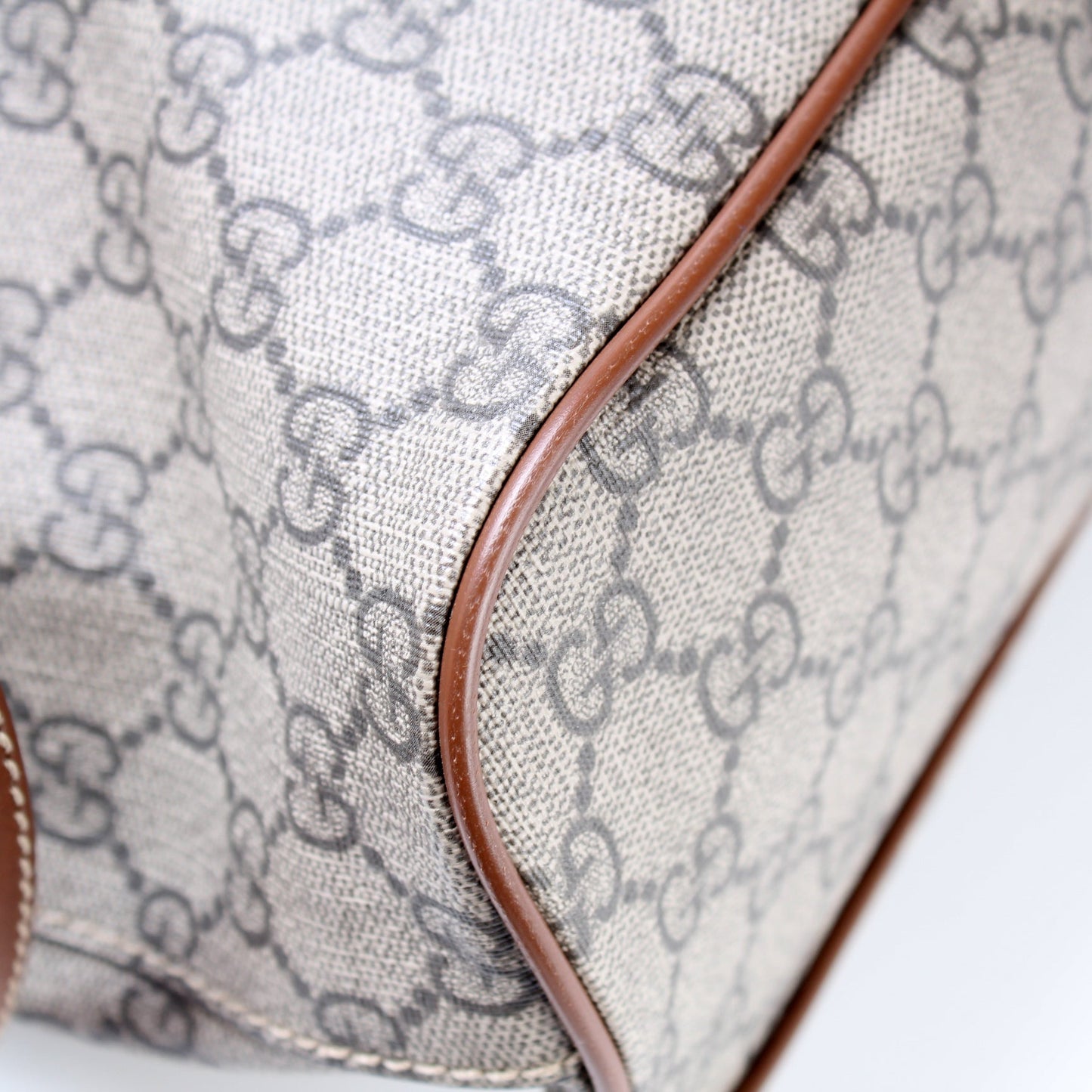 473886 GG Supreme Small Tote lbcase