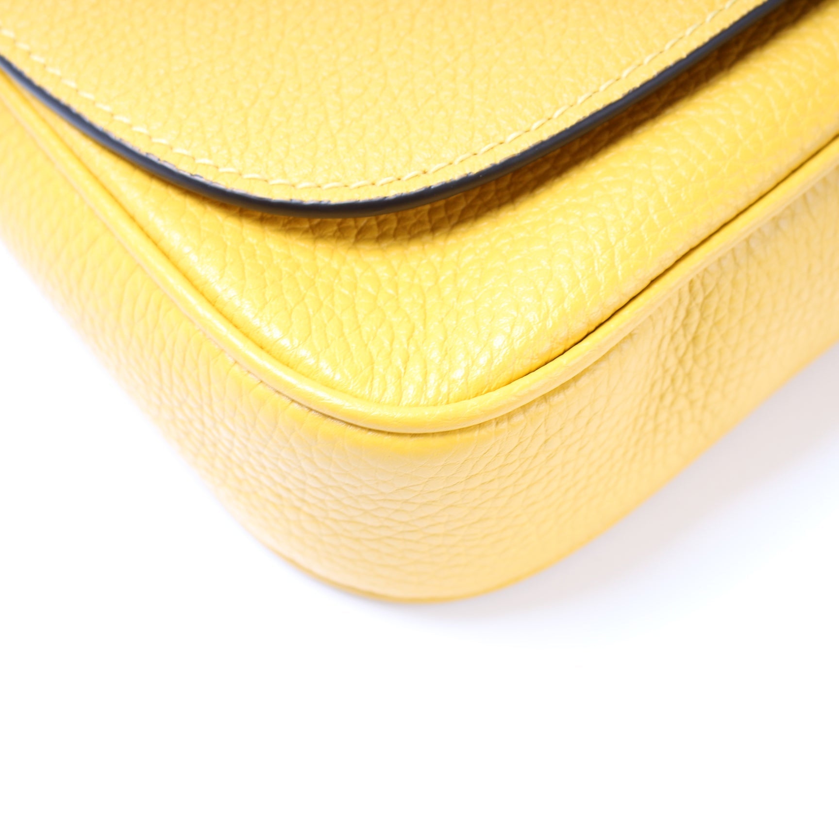 536224 Soho Chain Tassel Flap lbcase