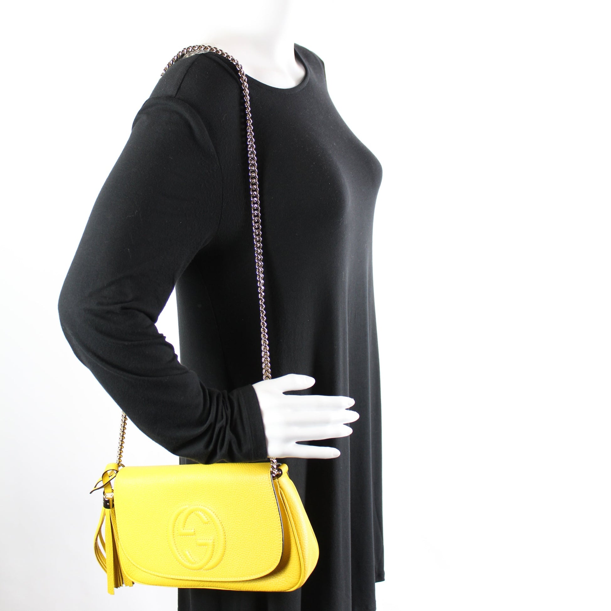 536224 Soho Chain Tassel Flap lbcase