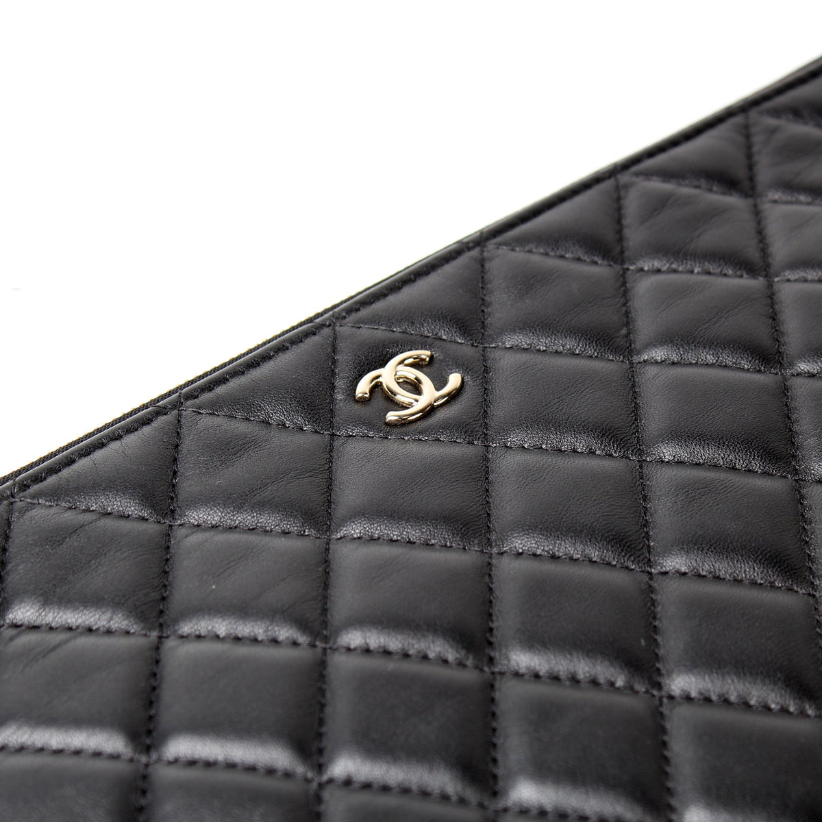 O Case Large Quilted Lambskin 22M