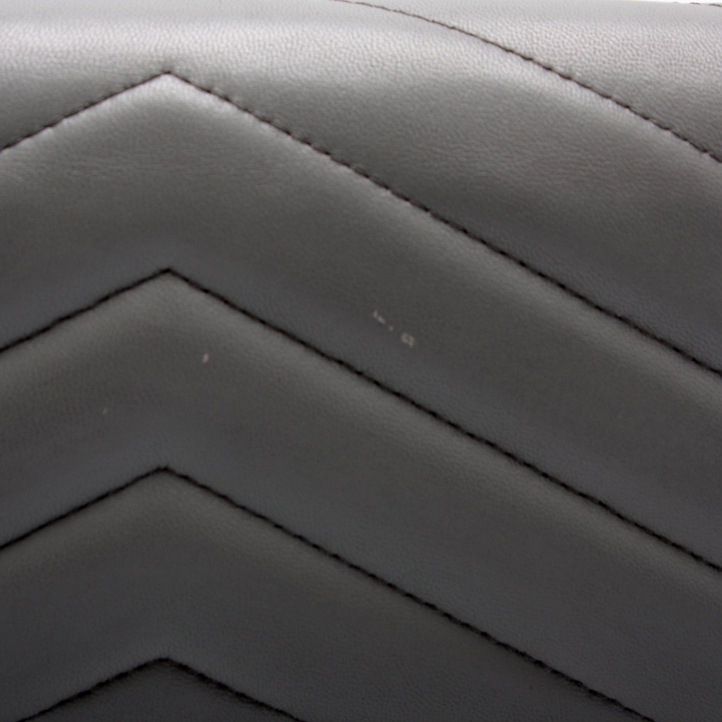 CC Button Chevron Flap Wallet Lambskin 26M