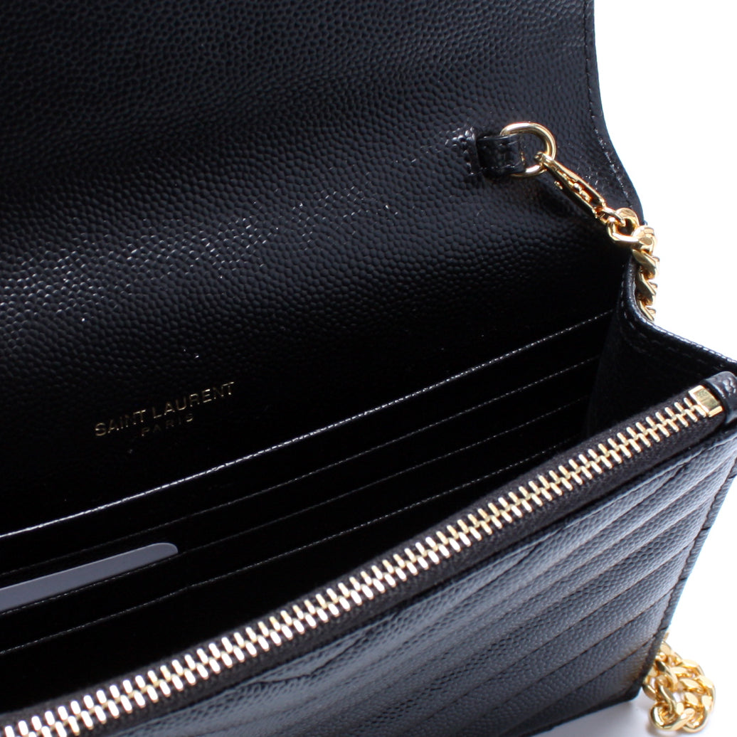 Envelope Chain Wallet 695108