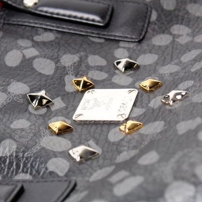 Loveless Guild Prime Tote w/Pouch
